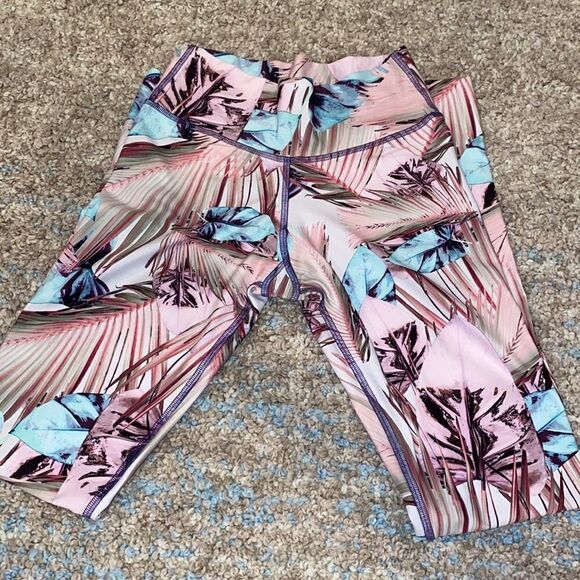 Jiva Active Leggings Tropical Pattern XS - Picture 6 of 13